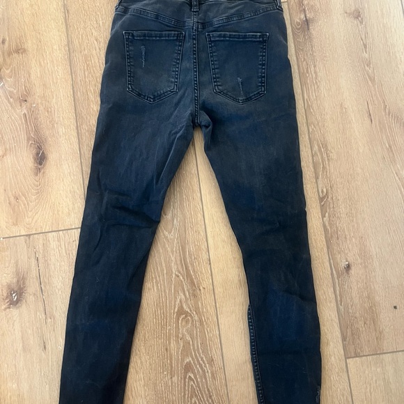 Free People distressed jeans - Picture 2 of 3